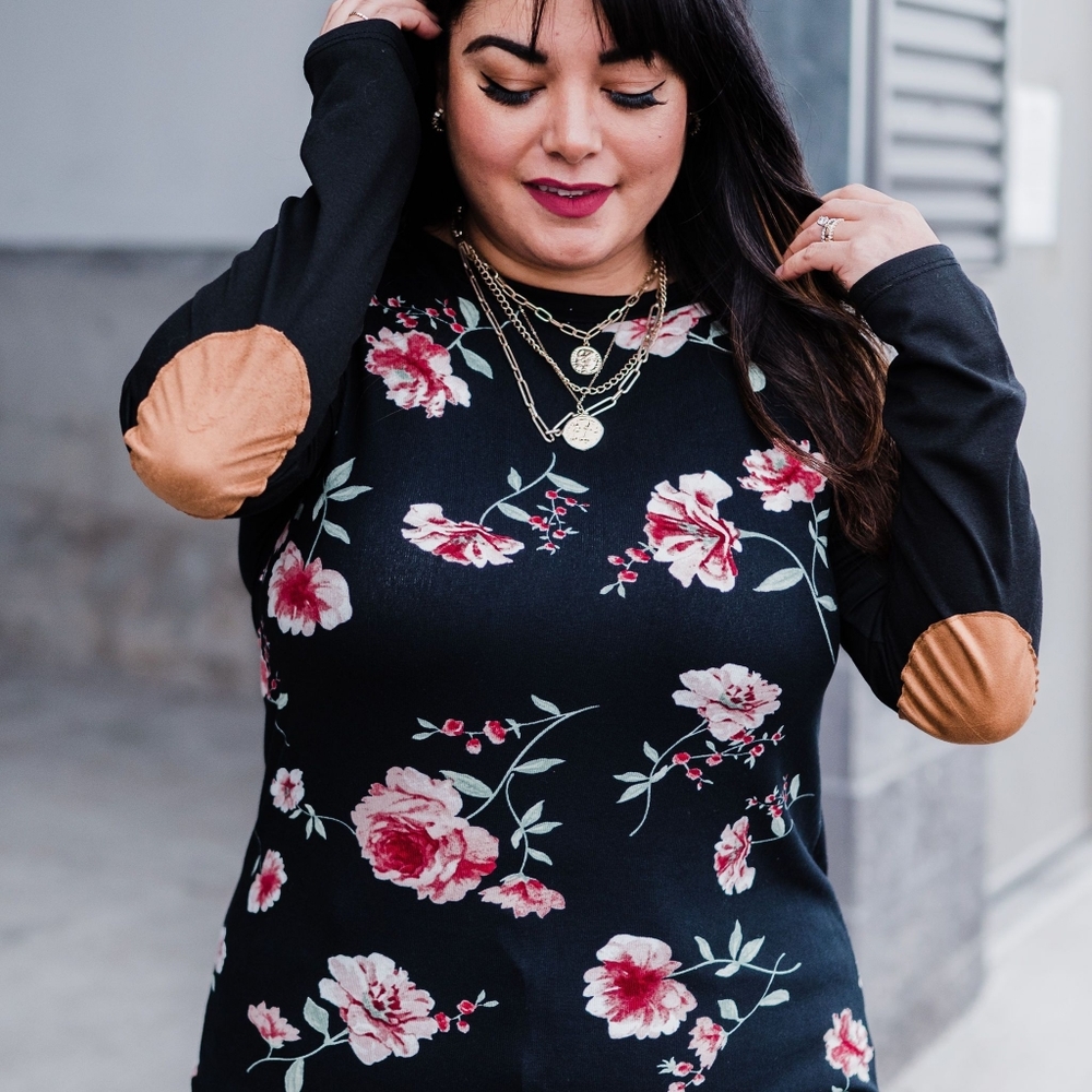 Mindy Mae's Market Small Size Dalia Floral Top